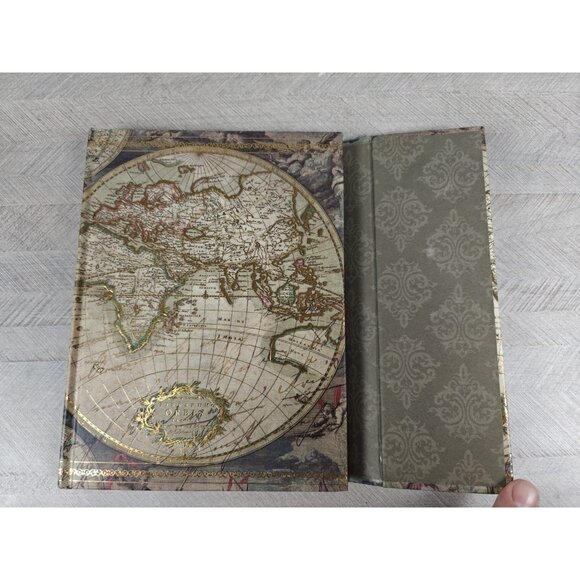 World Map Journal/Diary Magnetic Closure 100 Lined Pages New - Picture 4 of 9